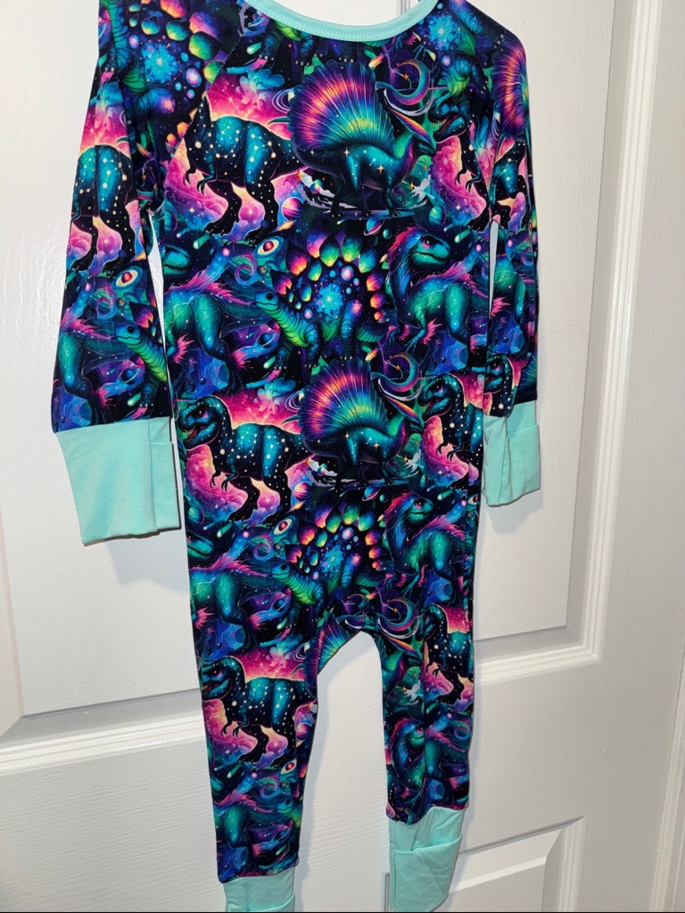 DinoVerse Bamboo Zippy Size 2T NWT